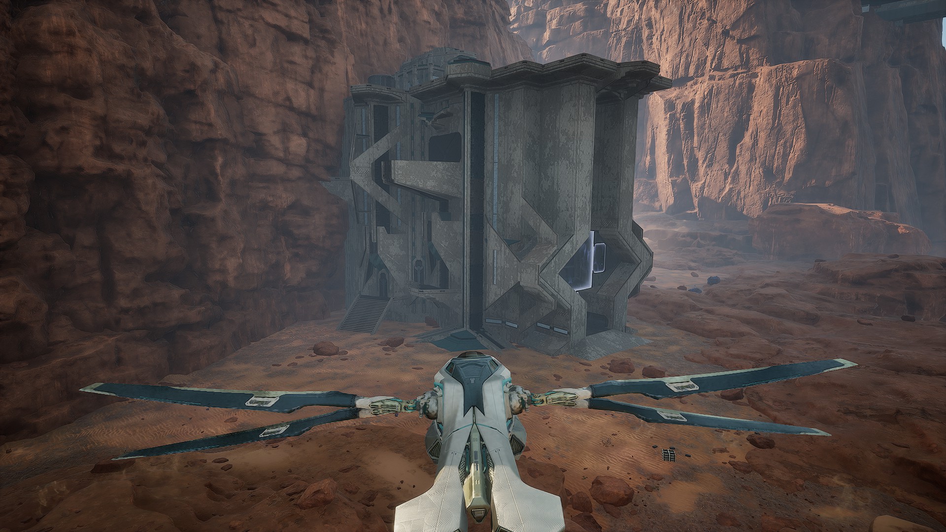 Clifftop Claymore exterior canyon approach